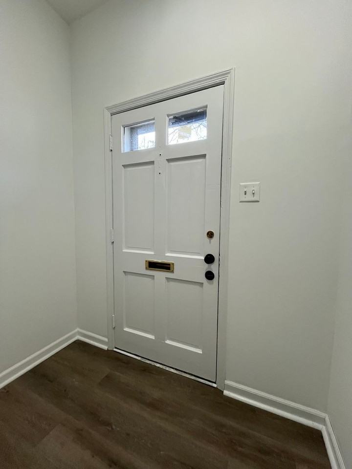 39 Rock Garden Ln - Photo 2 of 18