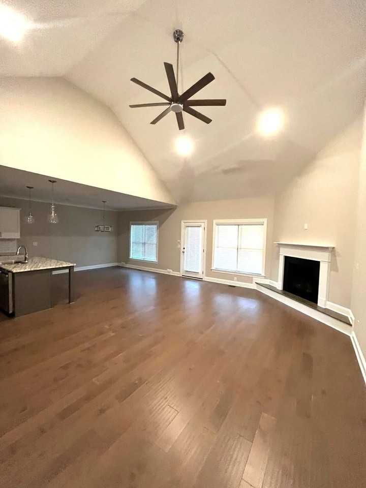 7008 Westfield Village Cir - Photo 2 of 23