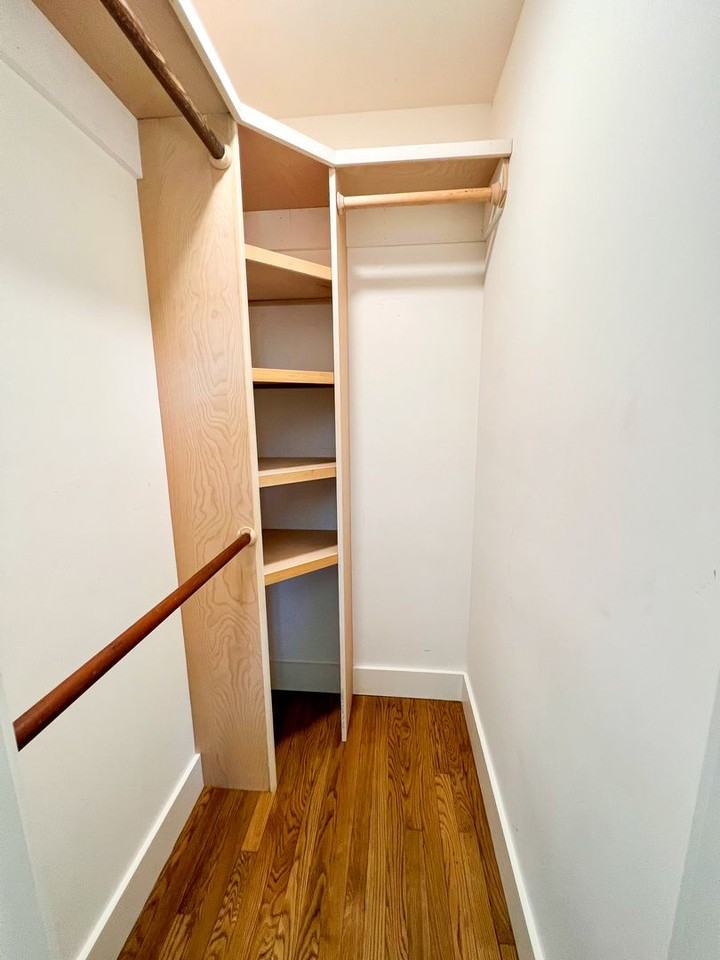 1726 Hilton St - Photo 3 of 14