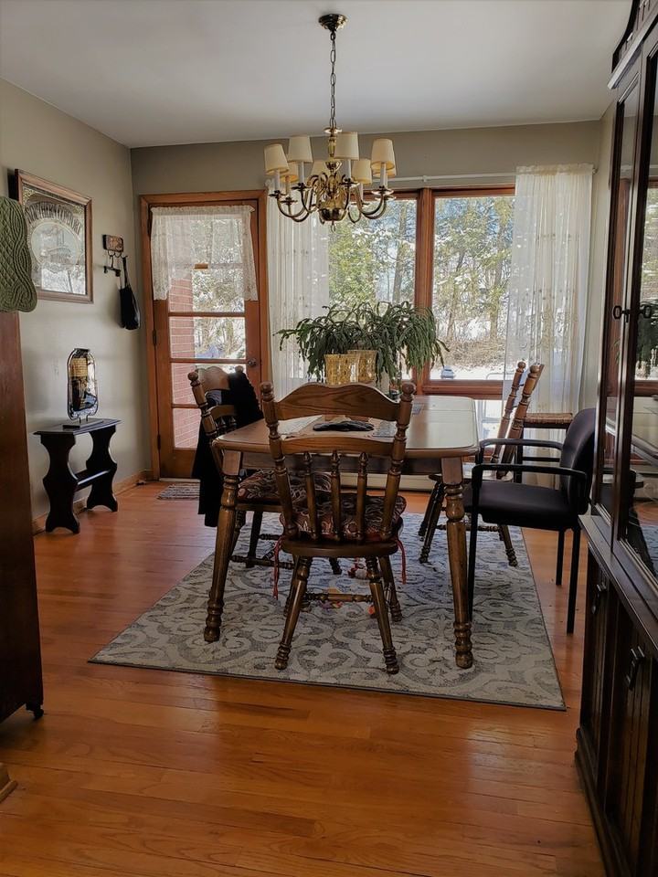 46 Pine Ln - Photo 4 of 11