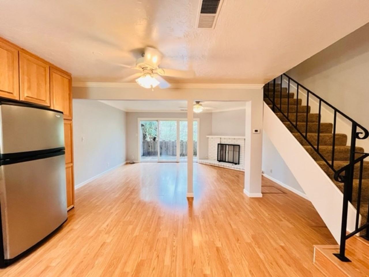 394 Ilo Ln #703 - Photo 5 of 31