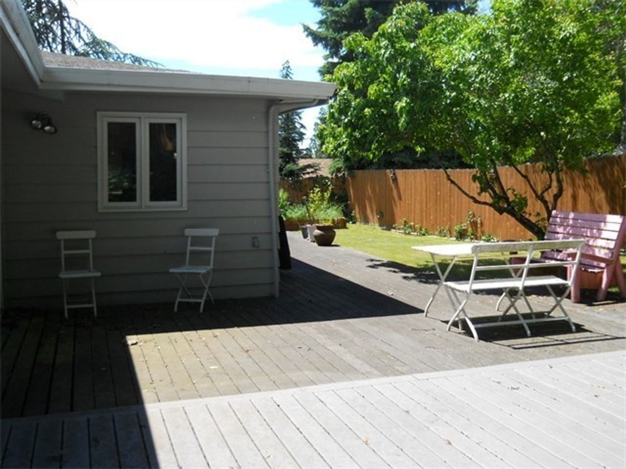 760 S 27th St - Photo 3 of 12