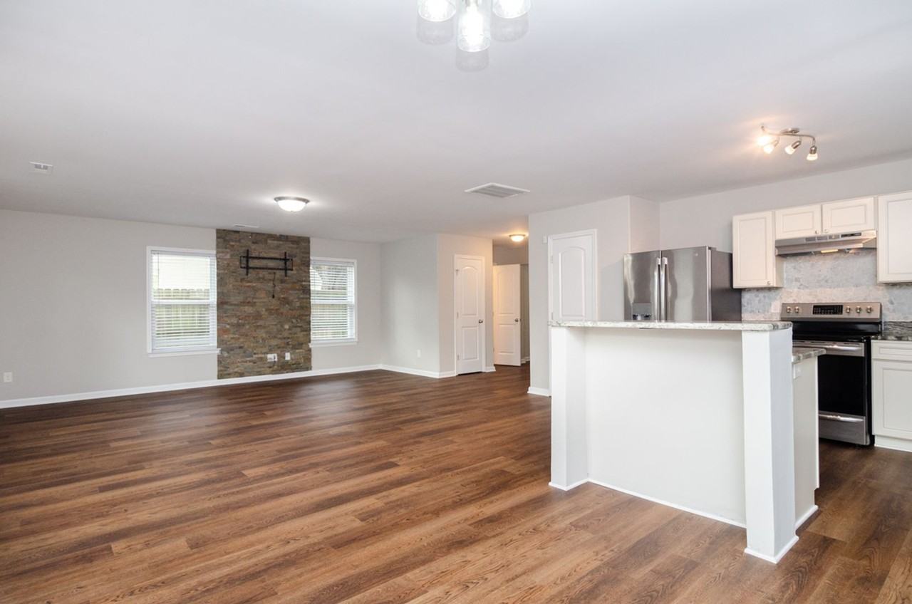 6516 Rustling Leaves Way - Photo 3 of 26