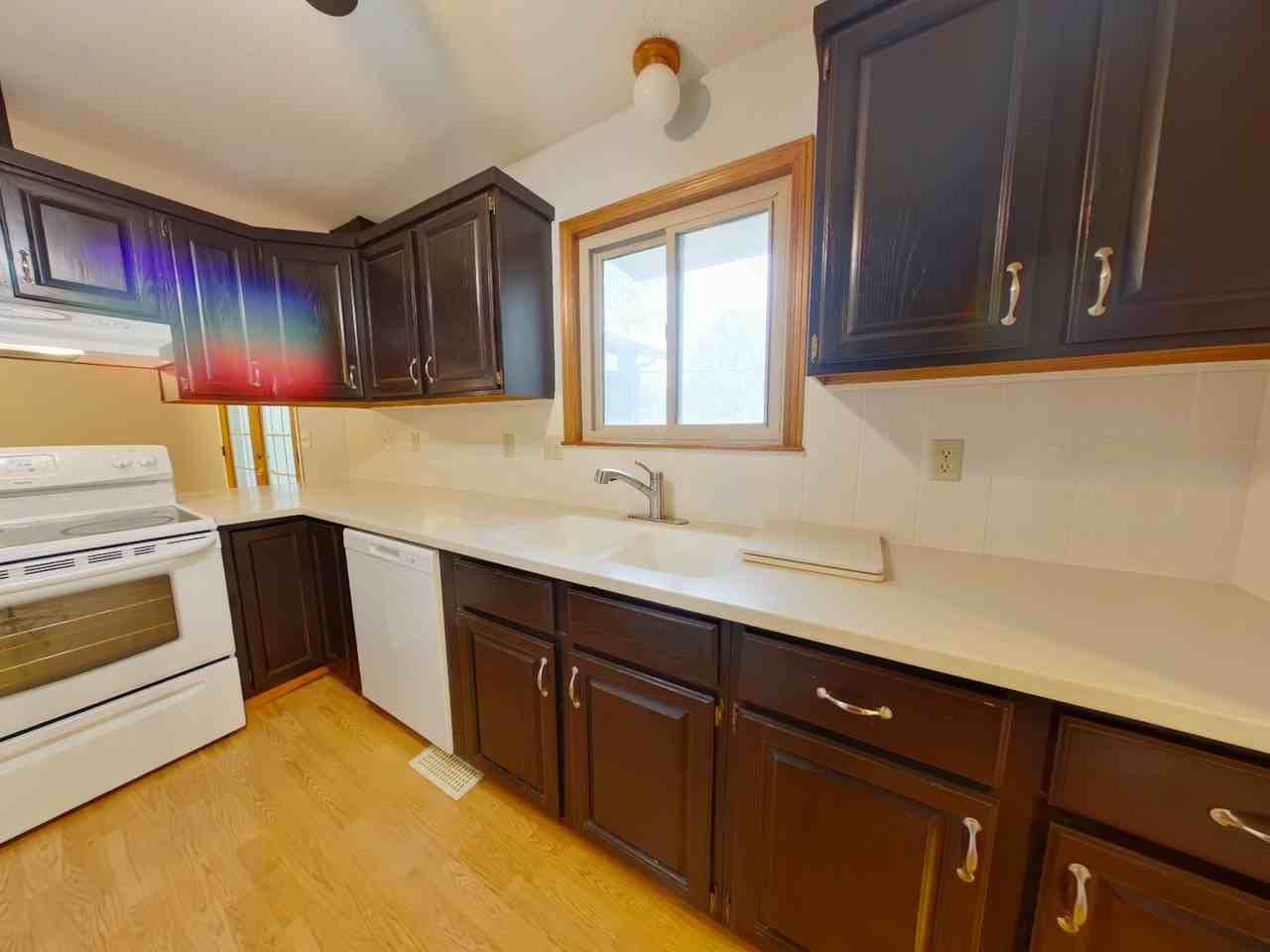 5809 E 45th St N - Photo 5 of 25