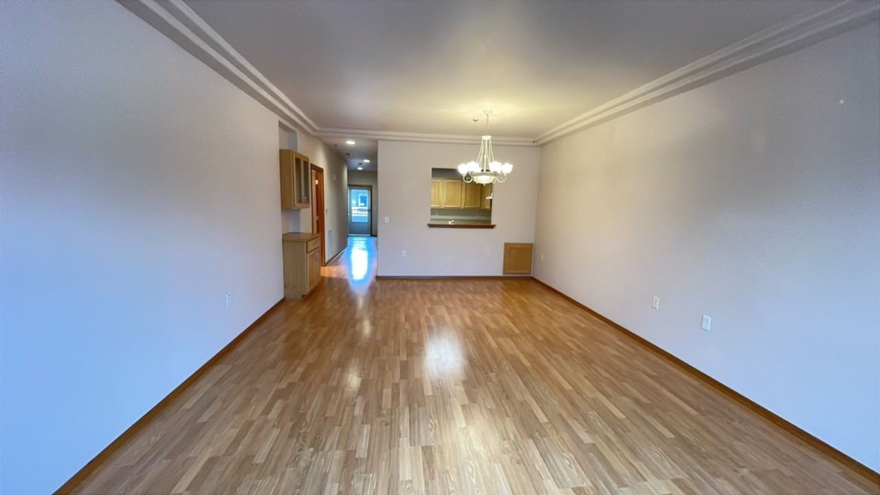834 Pavilion Pl - Photo 2 of 10