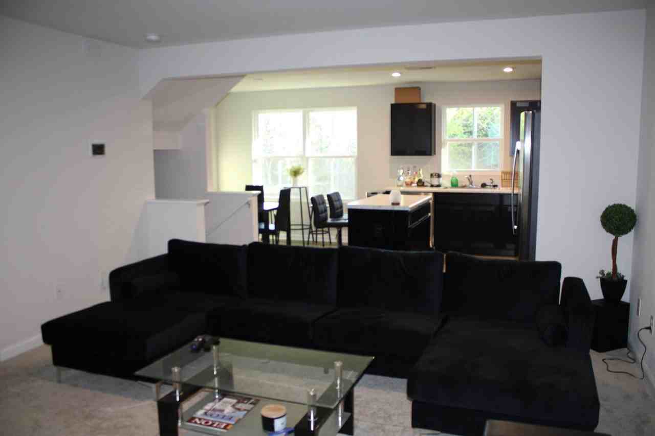 6327 Cutwater Cir - Photo 2 of 18