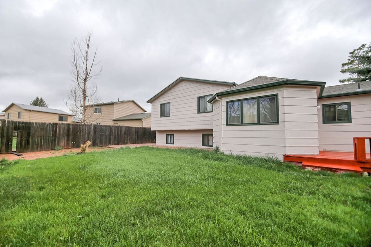 3206 Boone St - Photo 6 of 34