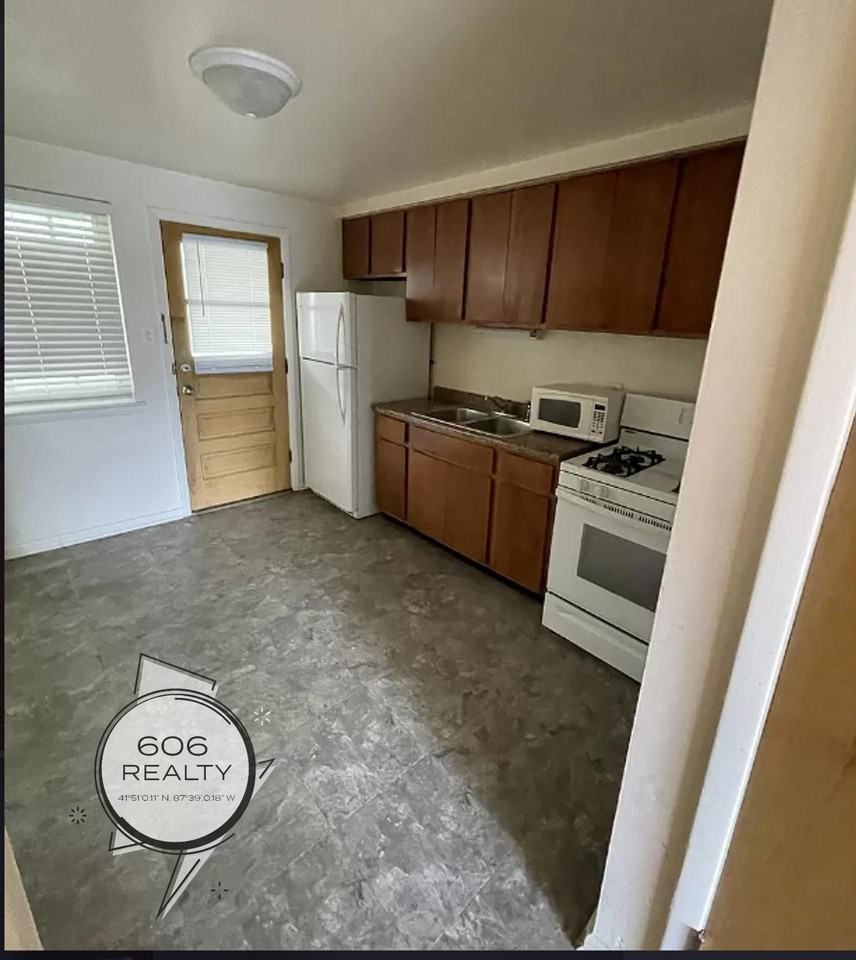 4827 West 31st! Great location for walkability! - Photo 2 of 10