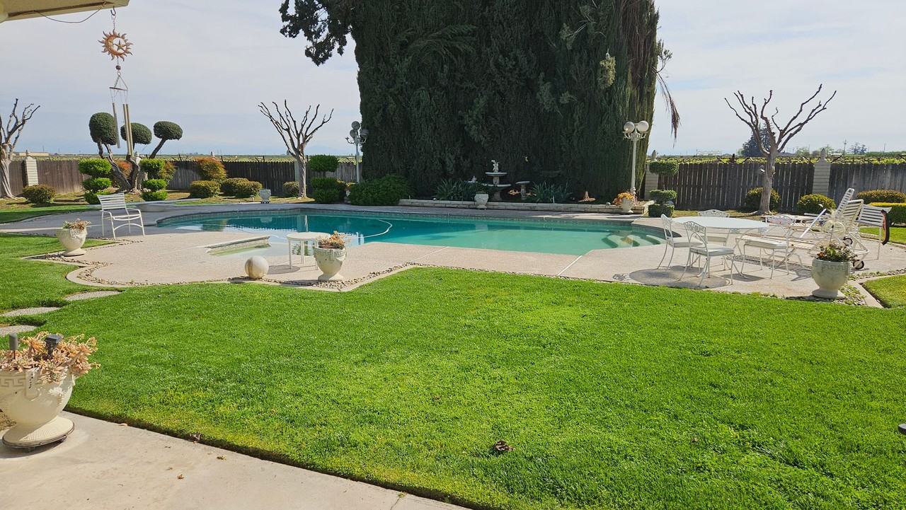 7686 S Temperance Ave - Photo 2 of 5