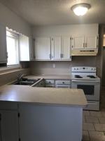 featured image of 1605 E Bowen Ave