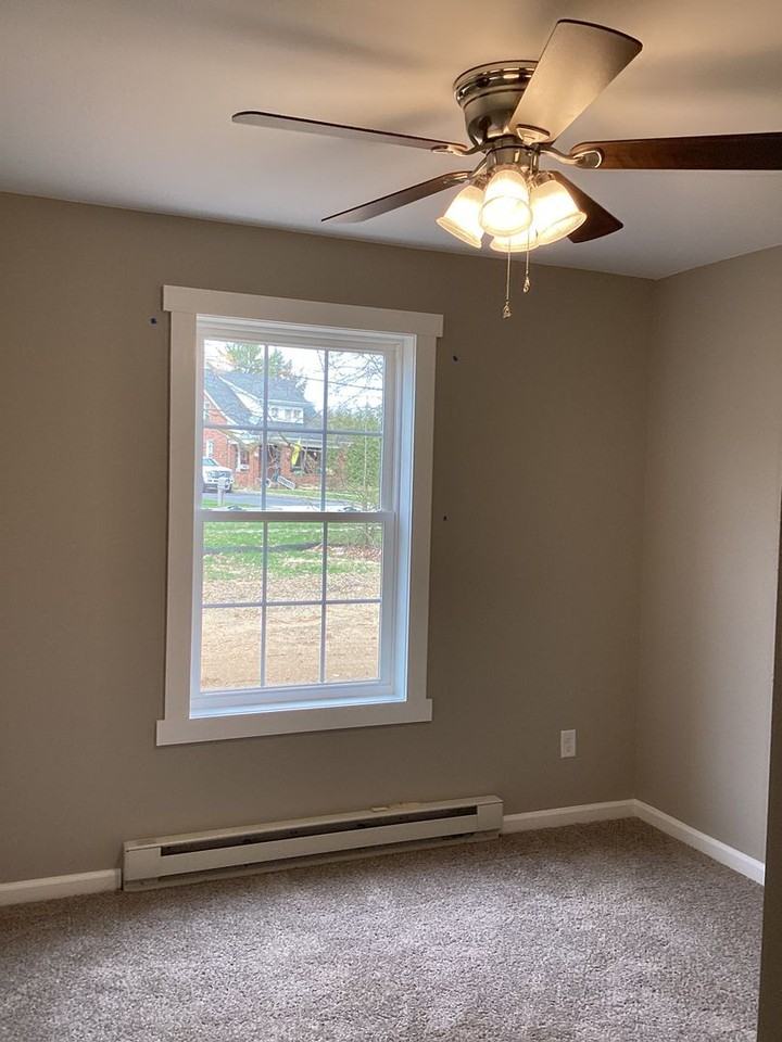 1792 Wilson Ave - Photo 5 of 11