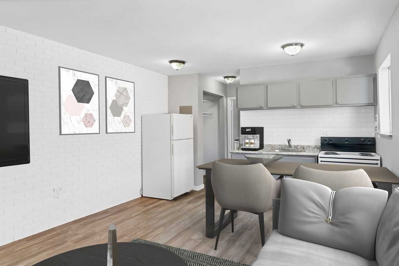 Dana Heights Apartments - Photo 2 of 15