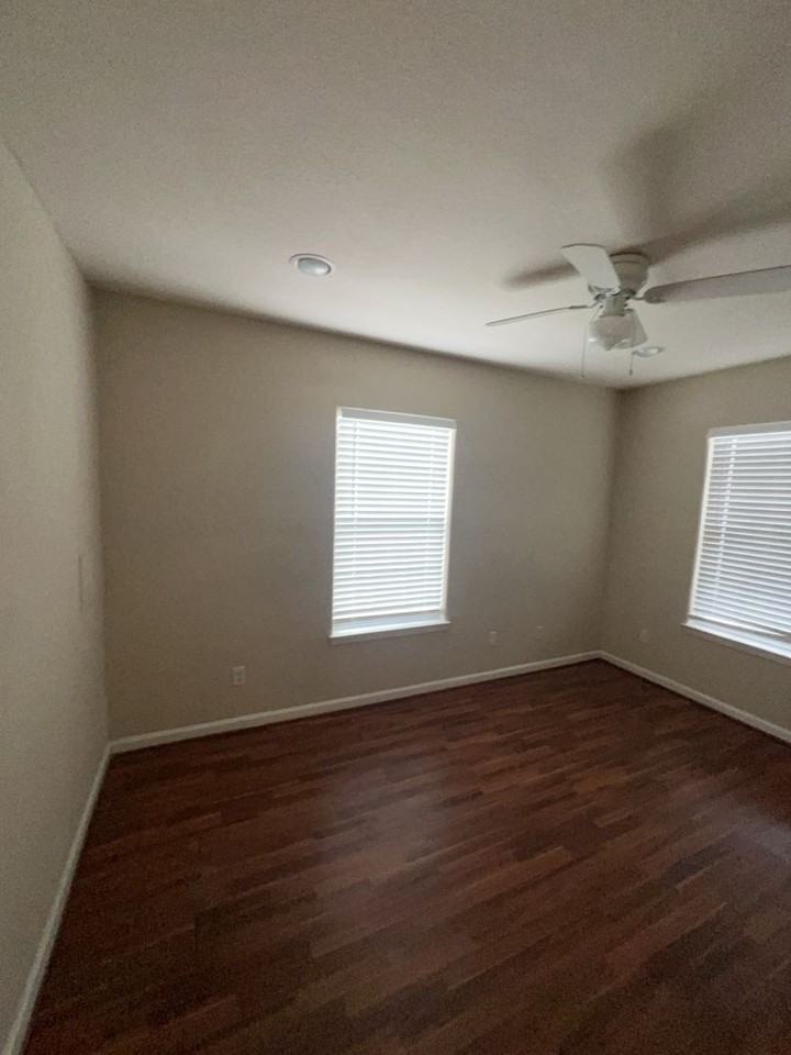 8137 Miley St - Photo 2 of 14