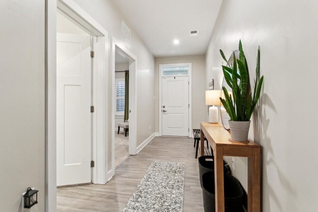 9801 Coral Bells Ct - Photo 3 of 23