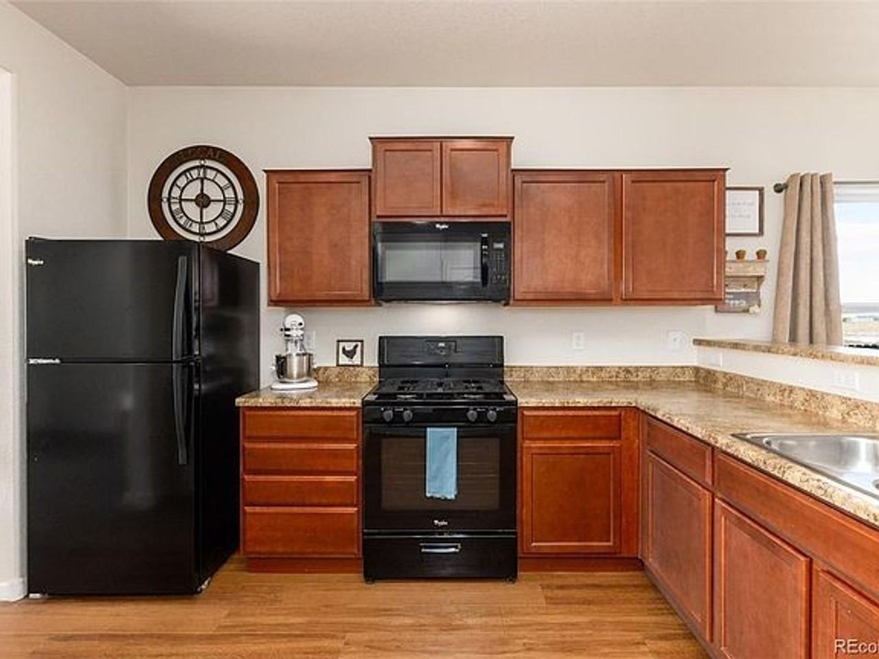 508 Sandi Ln - Photo 3 of 26