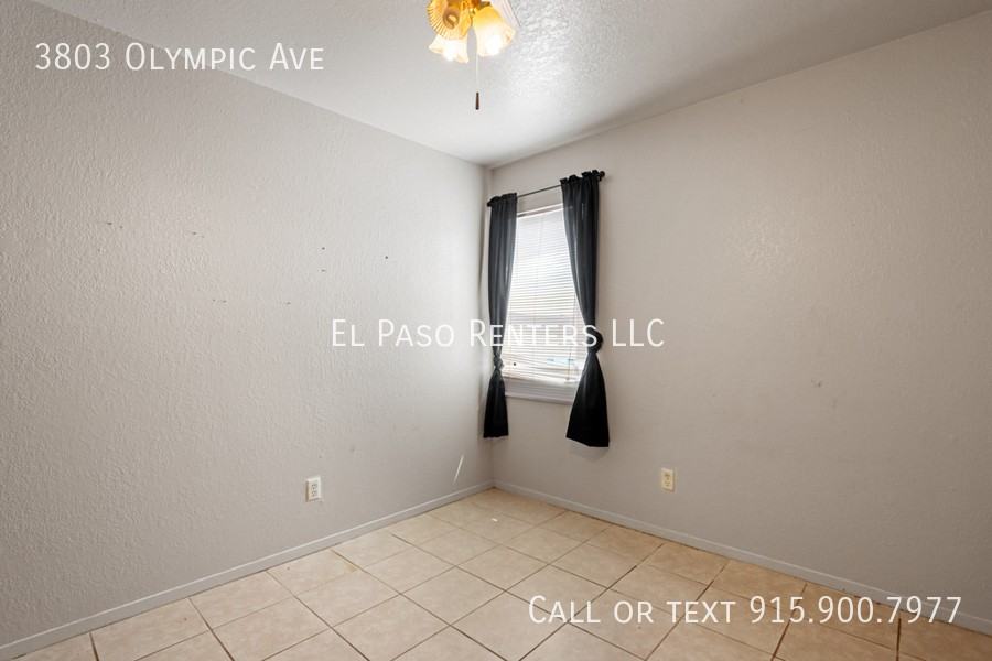 3803 Olympic Ave - Photo 3 of 24