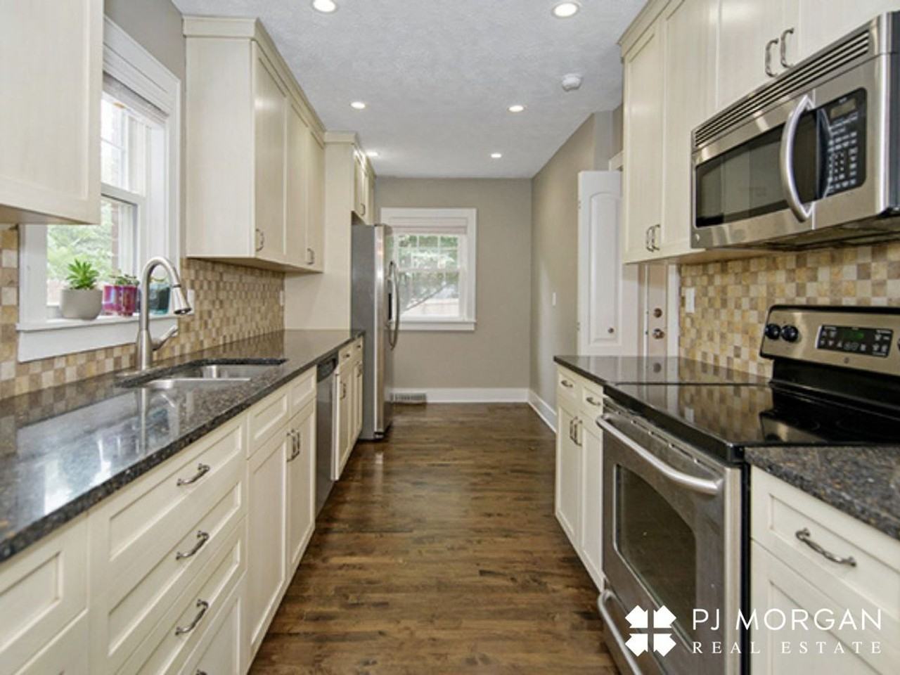 1823 N 49th St - Photo 6 of 21