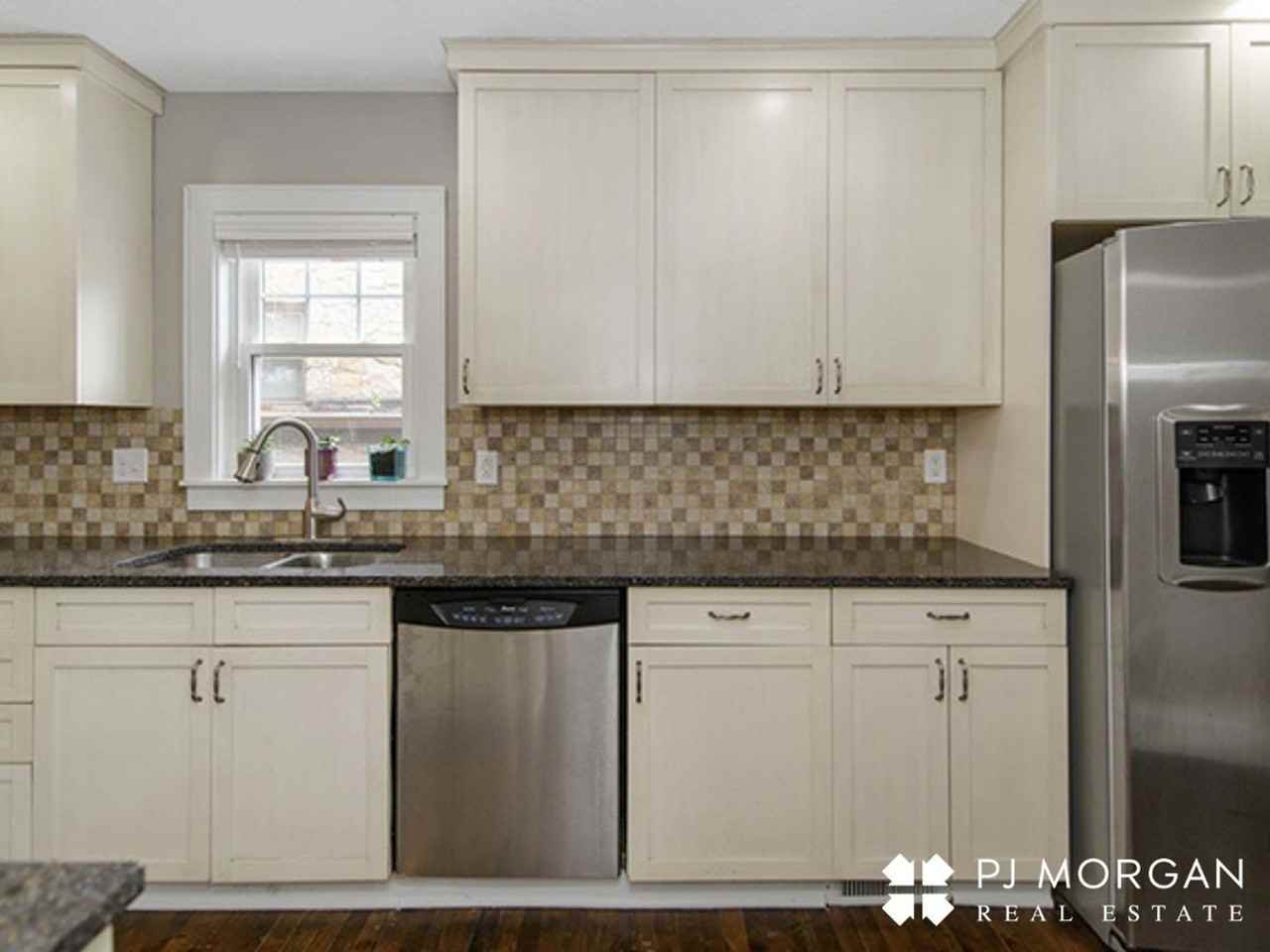 1823 N 49th St - Photo 7 of 21