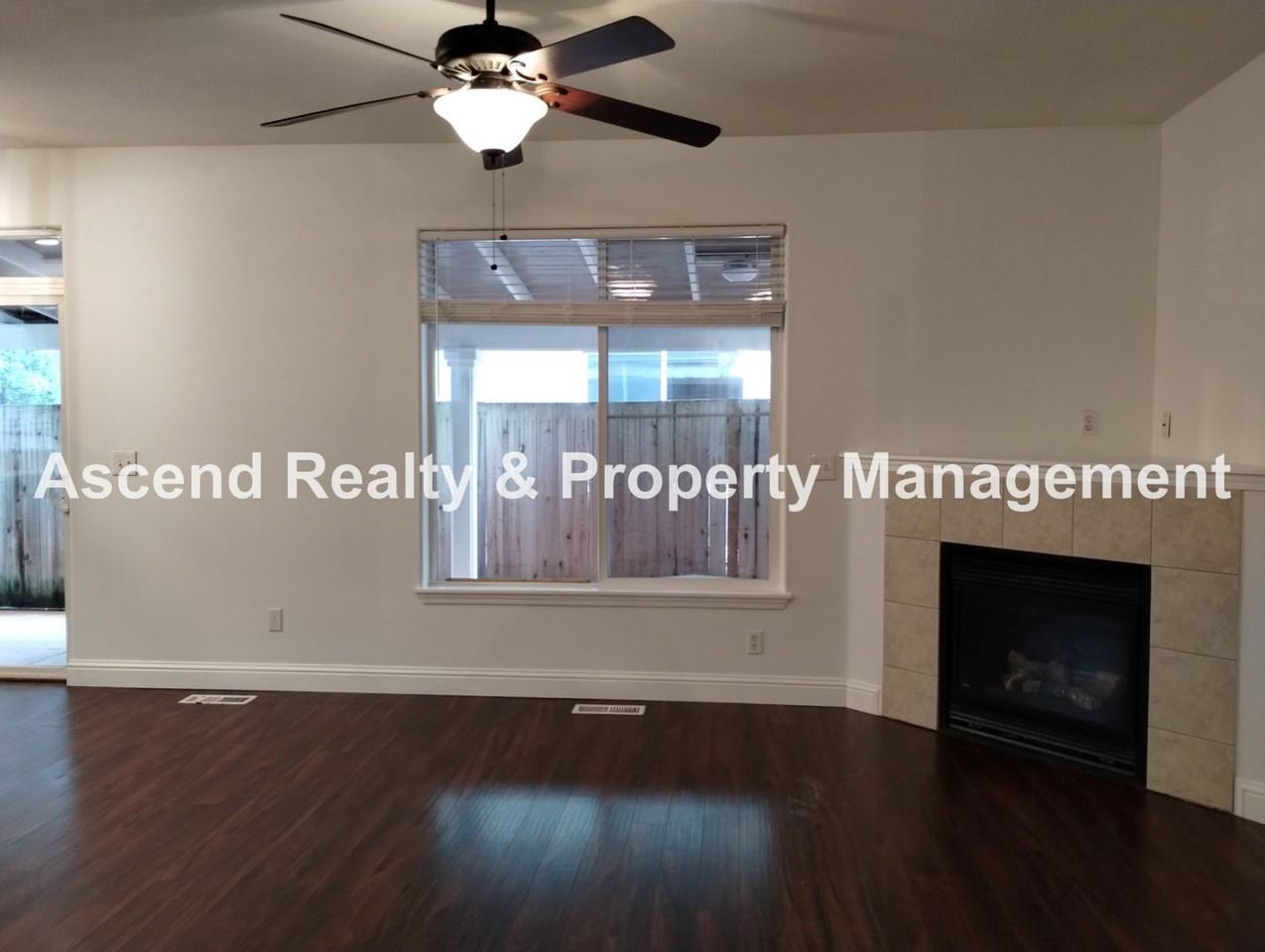 4272 Se Maya Ct - Photo 2 of 31