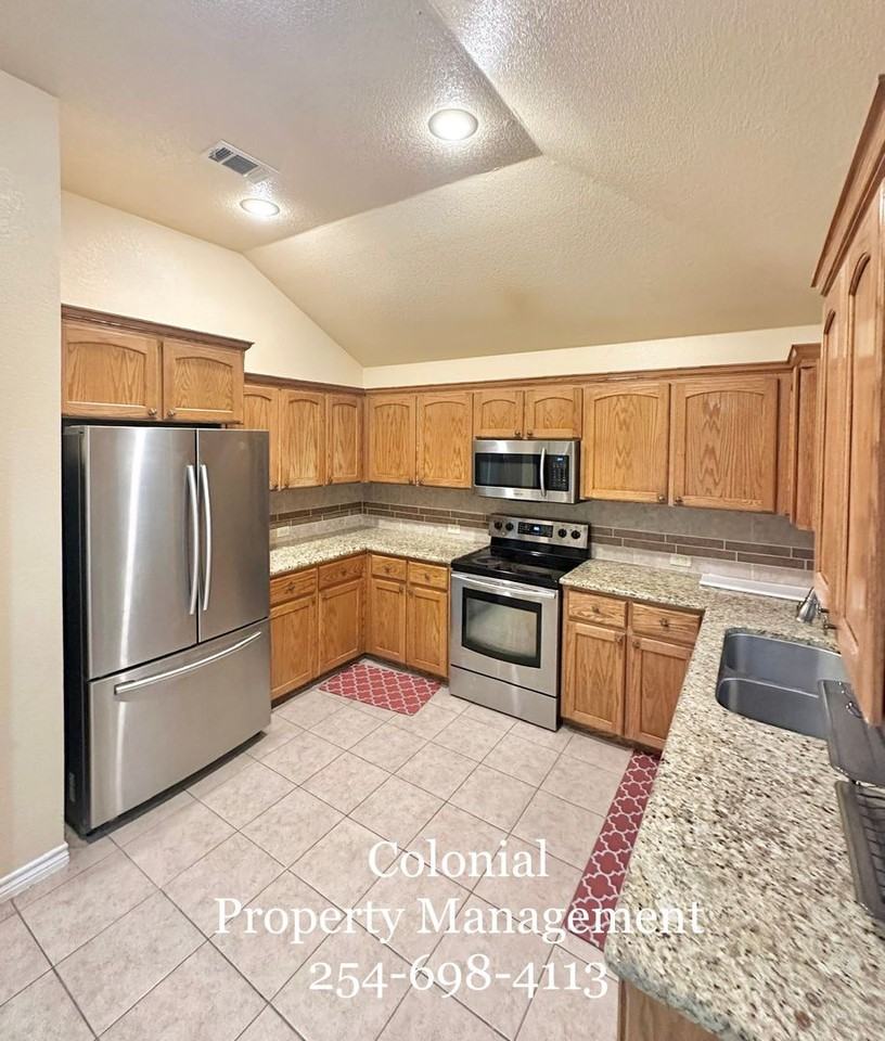 4305 Lauren Mackenzie - Photo 4 of 14