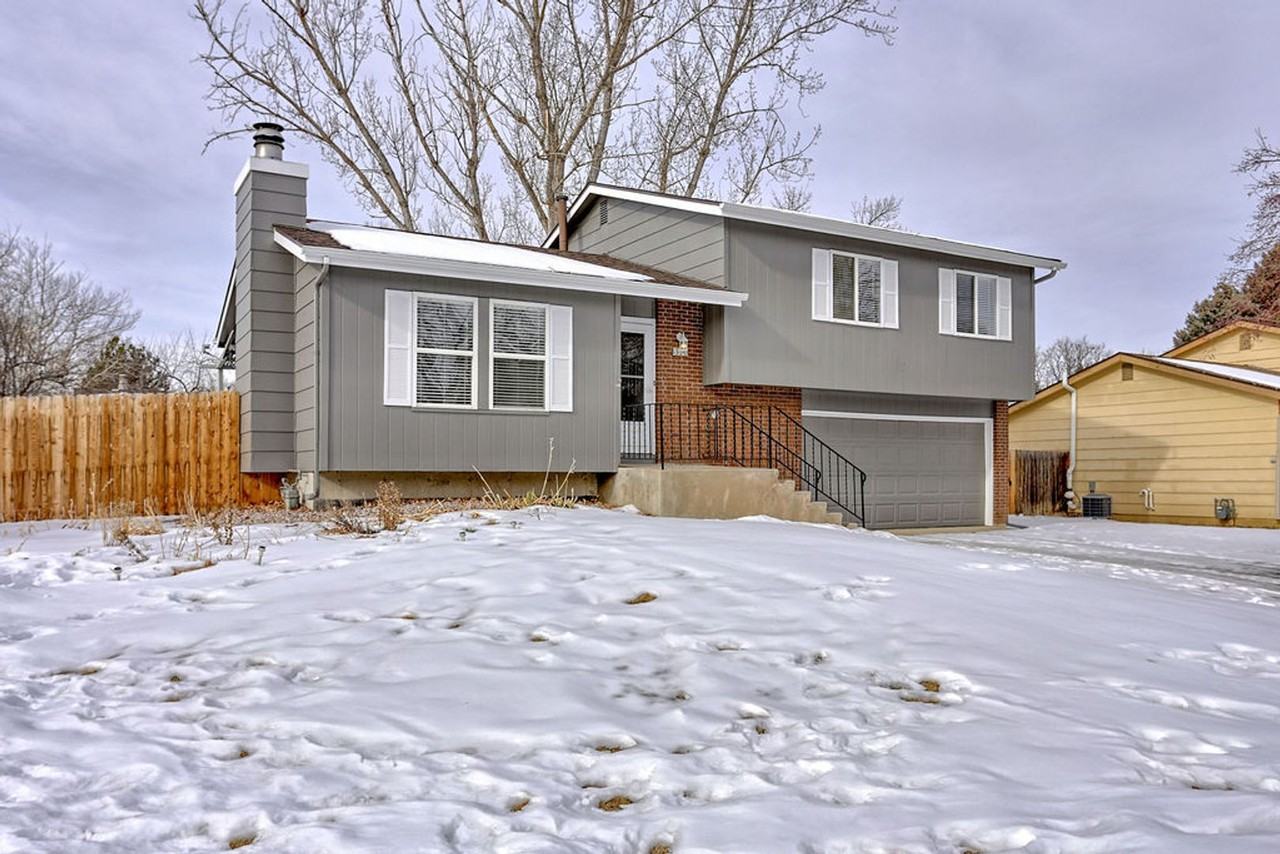 3501 Worwick Dr - Photo 2 of 31