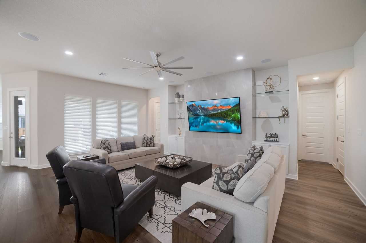 2217 Hoja Ave - Photo 2 of 34