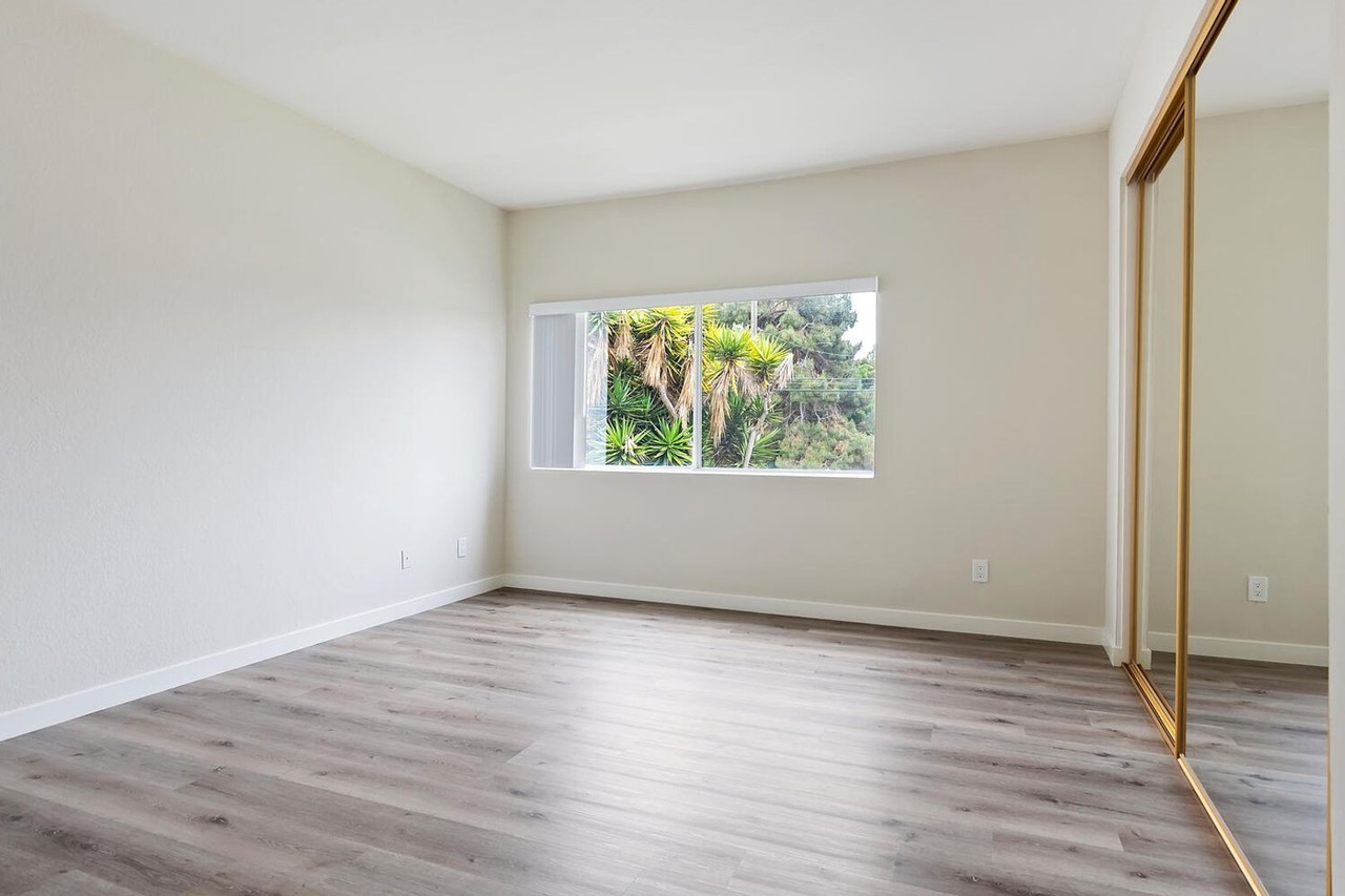 Vista Court Apartment Homes - Photo 7 of 7