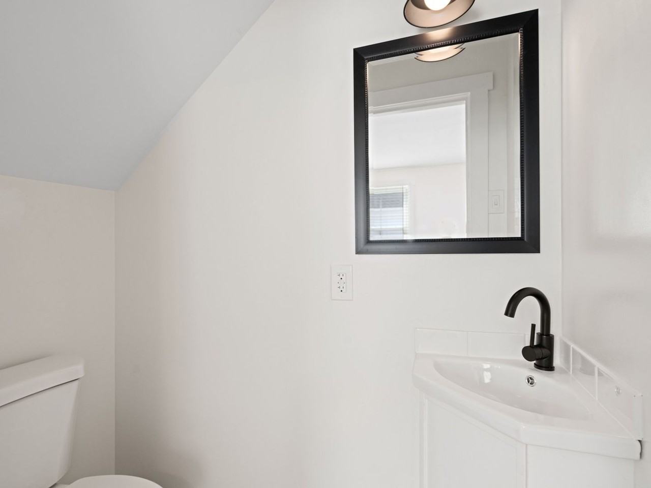 2130 Sharondale Dr - Photo 7 of 18