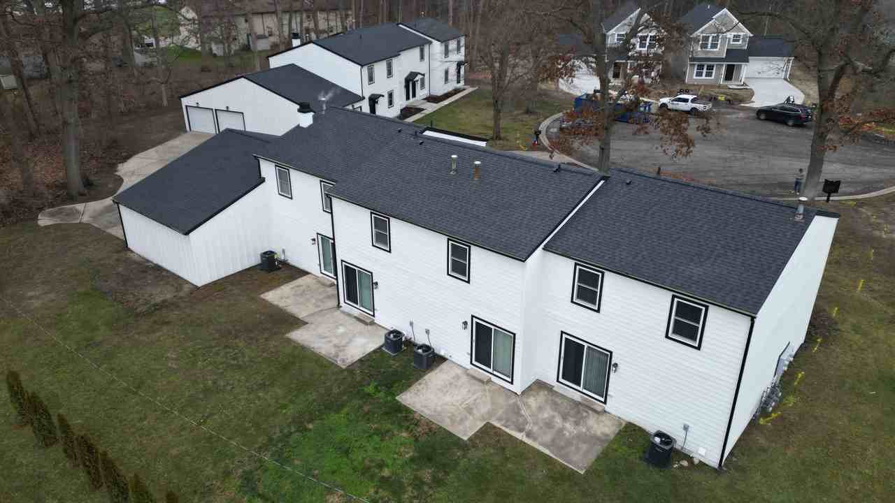 5019 Birchwood Ln - Photo 3 of 28