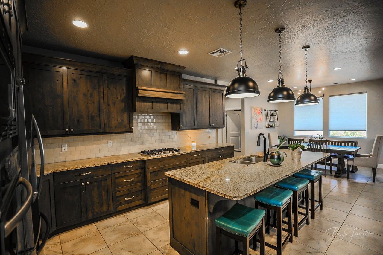 3035 E 2805 S Cir - Photo 6 of 50