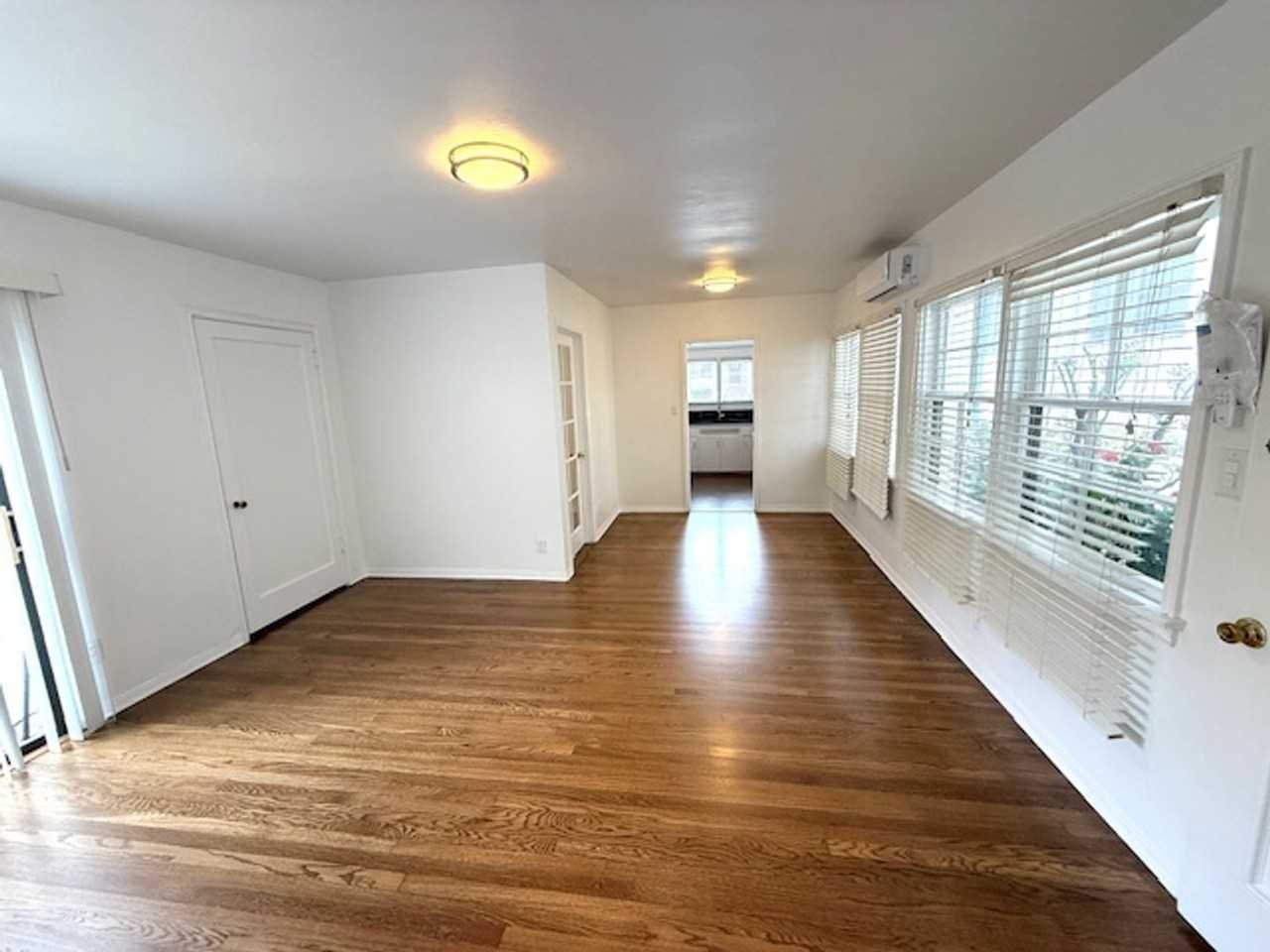 1114 1/2 Brent Ave - Photo 3 of 21