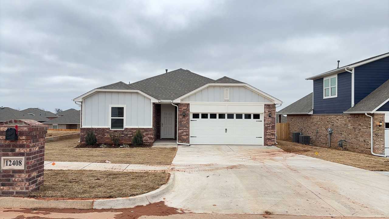 12408 Armstrong Dr - Photo 2 of 24