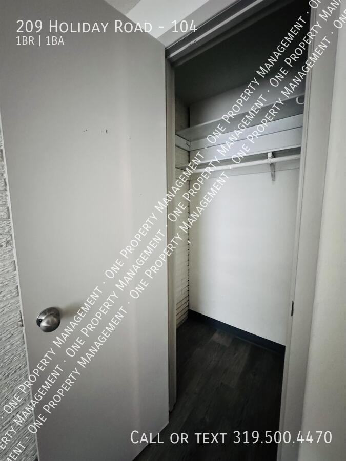 209 Holiday Rd #104 - Photo 5 of 12