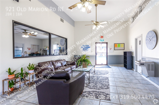 921 Old Marion Rd Ne #2-207 - Photo 6 of 12