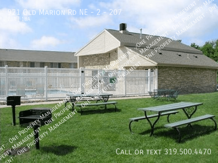921 Old Marion Rd Ne #2-207 - Photo 7 of 12