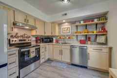 5009 Emerald Dr - Photo 1 of 1