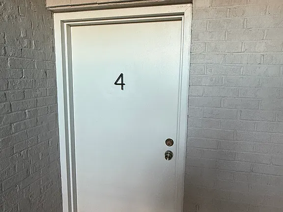 2367 Memorial Pkwy #4 - Photo 2 of 8