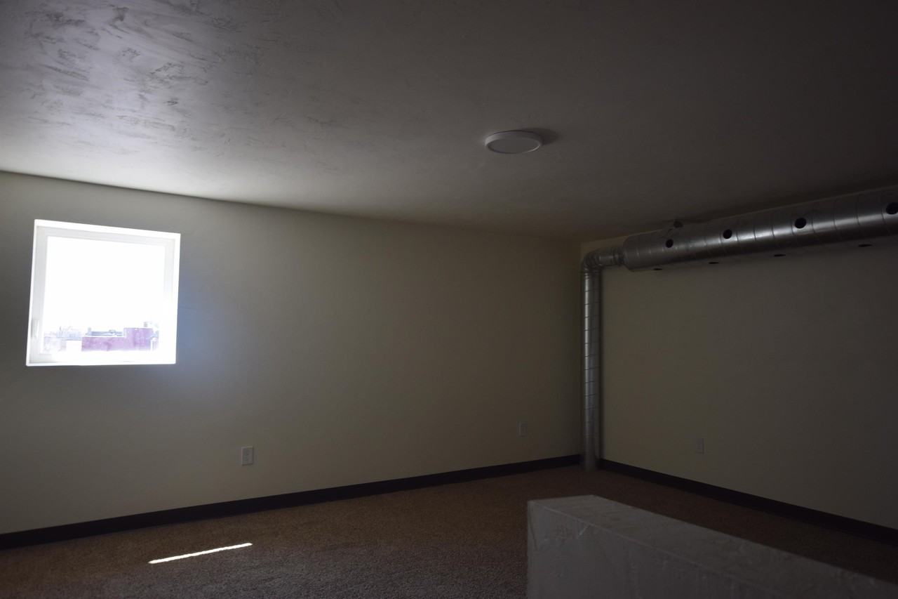 88 S Portland, Fond du lac - Photo 6 of 50