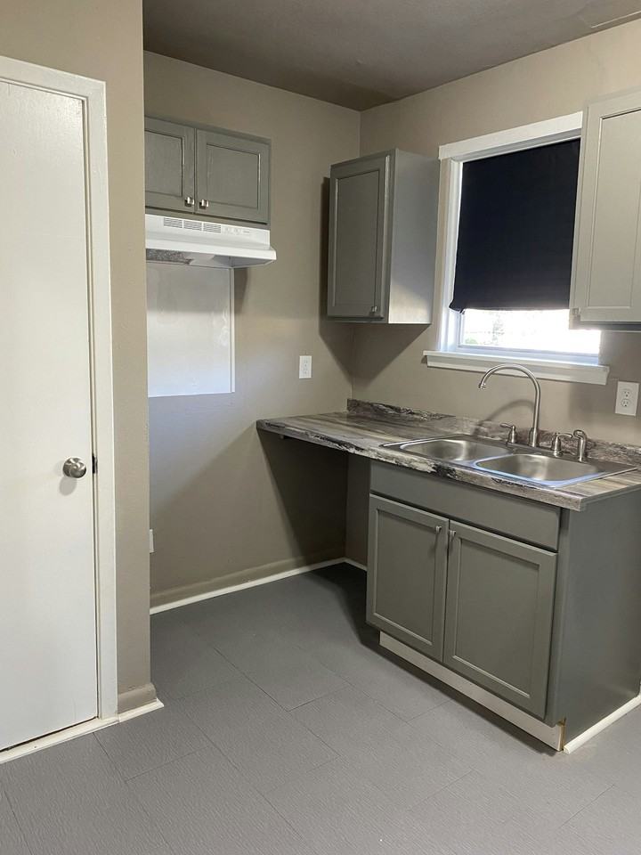 1231 Estelle Street - Photo 2 of 13