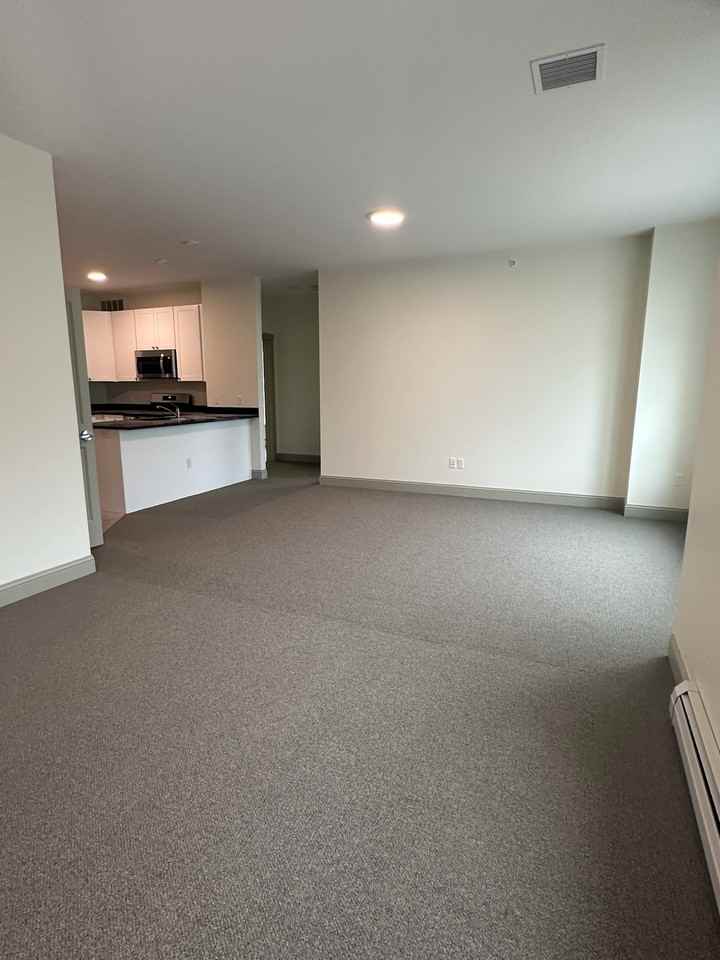 2715 Shelburne Road - Photo 2 of 9