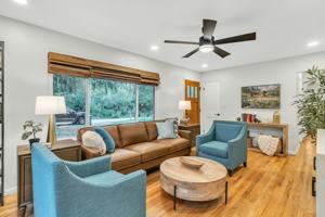 featured image of 415 Barber Ave