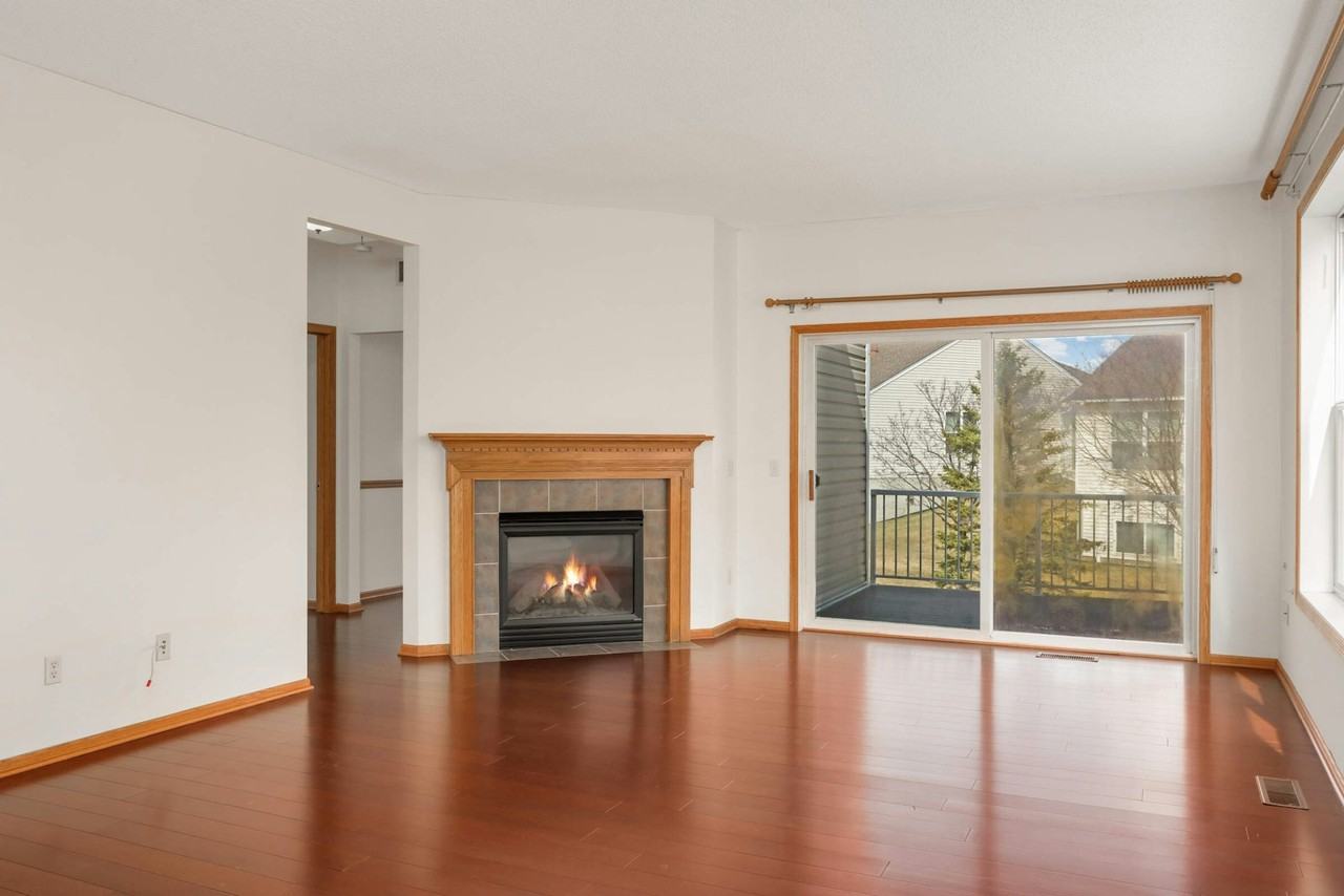 1708 Oakbrooke Way - Photo 2 of 38