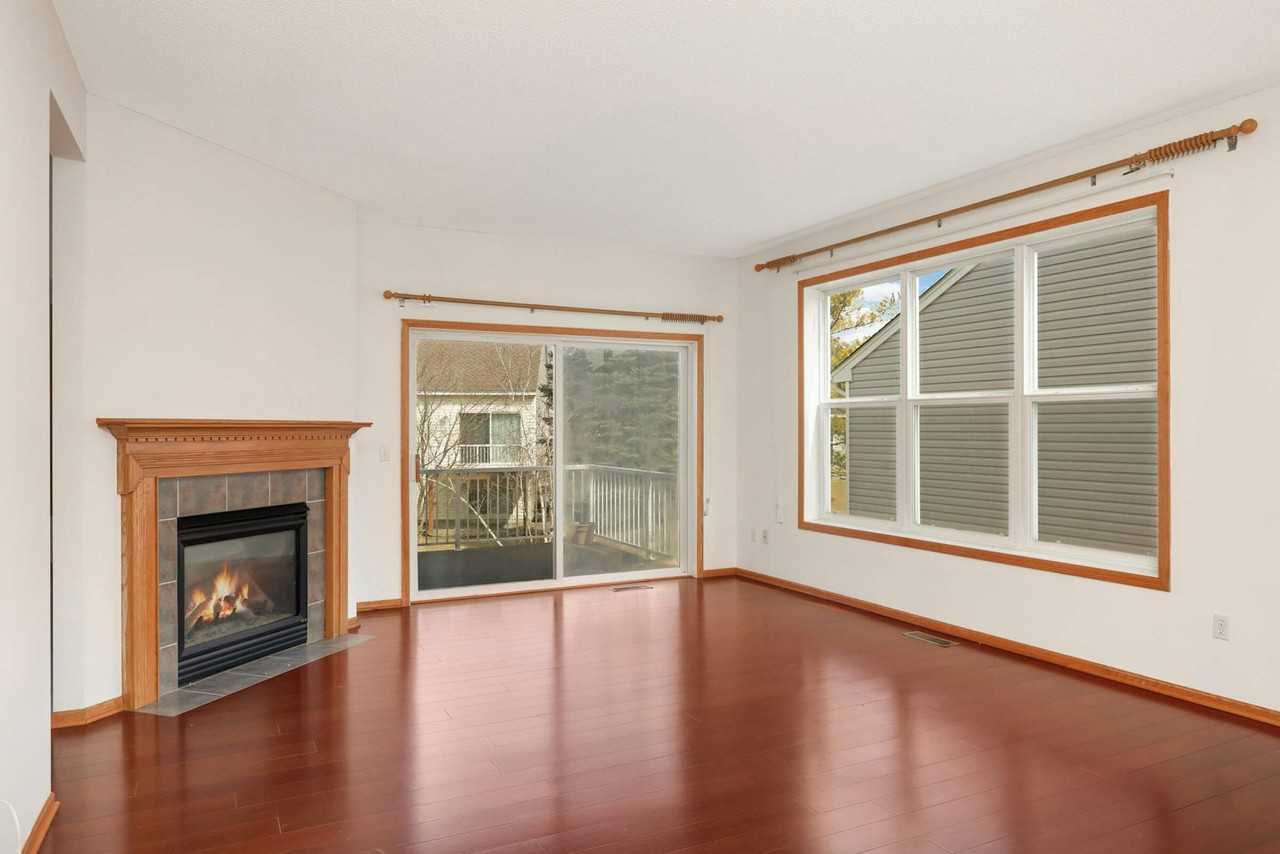 1708 Oakbrooke Way - Photo 3 of 38