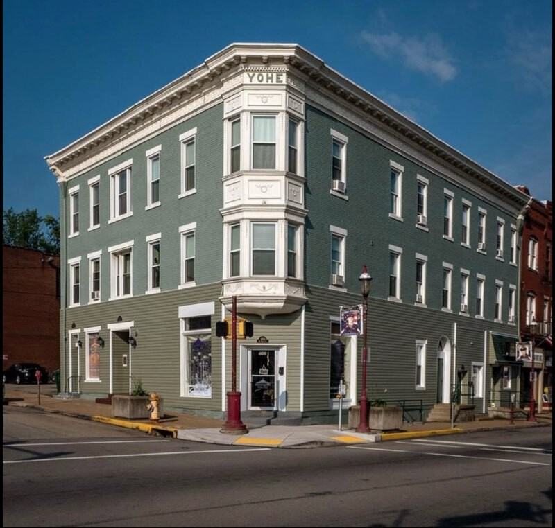 202 4th Street - Photo 5 of 6