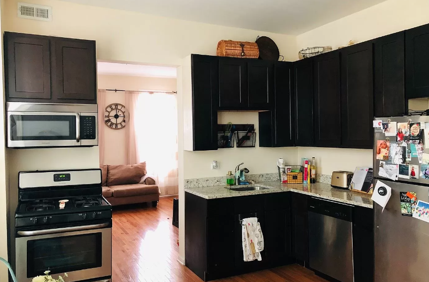 2346 West 19th Street - Photo 2 of 6