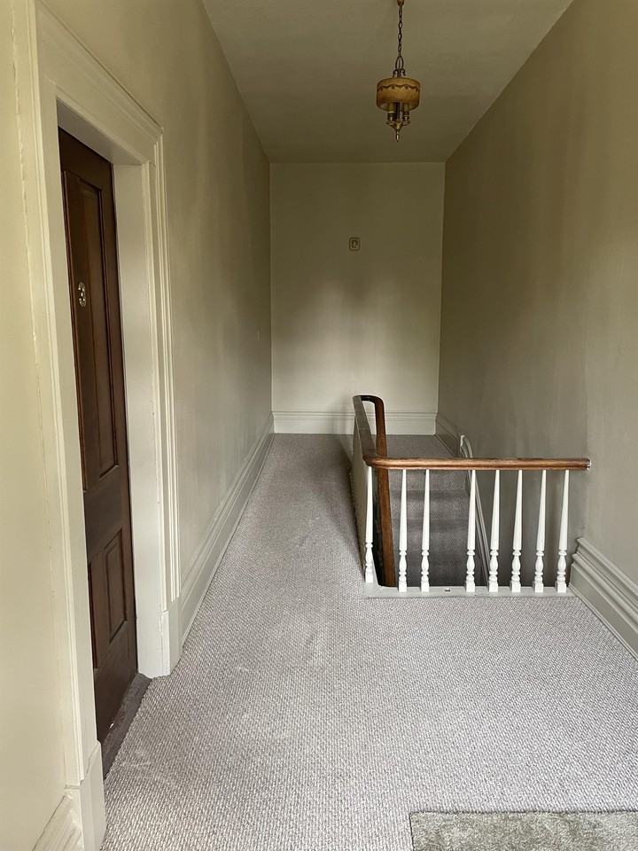 101 Riverdale - Photo 3 of 27