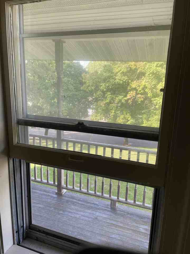 101 Riverdale - Photo 7 of 27