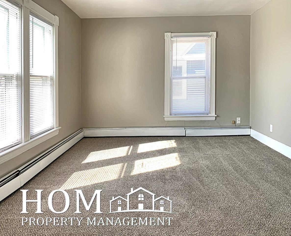 229.5 Center - Photo 5 of 13