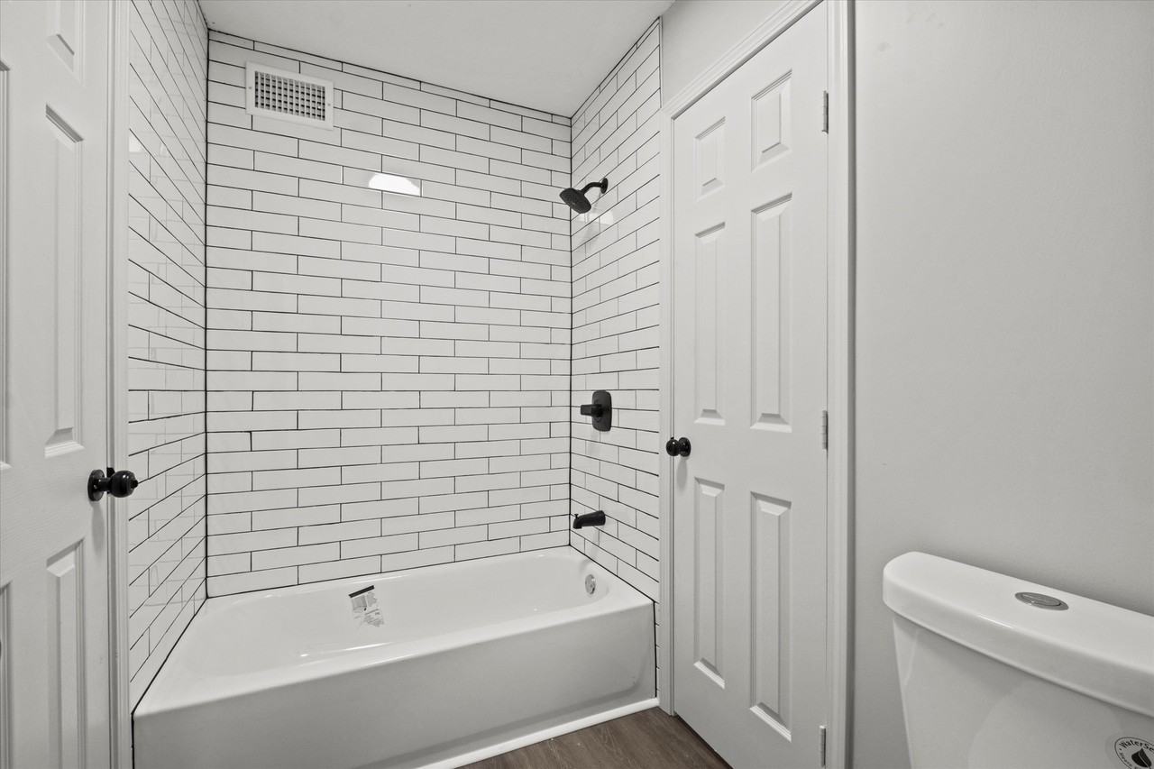 720 Ottawa Street - Photo 5 of 20