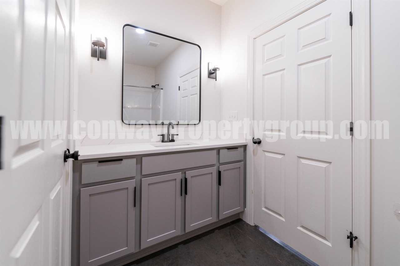 1964 Cambridge Village Drive - Photo 3 of 15